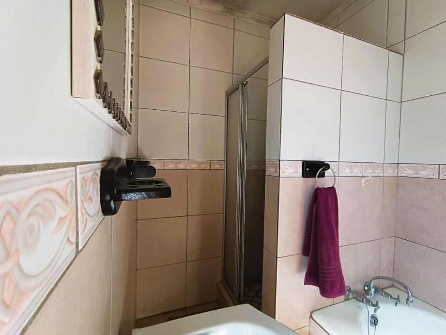3 Bedroom Property for Sale in Uitsig Free State